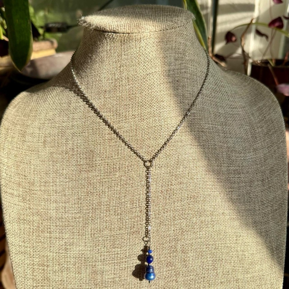 Stone and Pearl Y Necklace